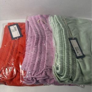 Universal Thread Goods Co. sweat shorts with draw strings.